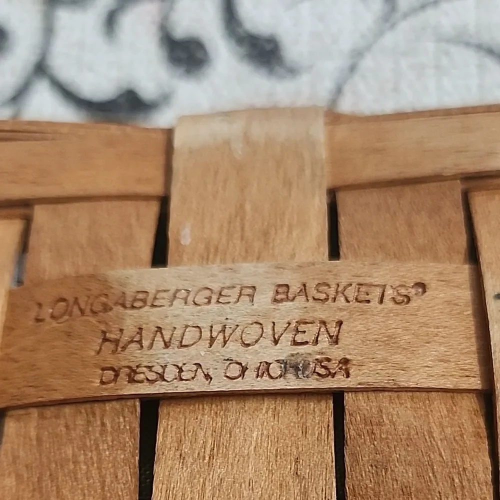 1995 Longaberger  Basket with Floral Lining